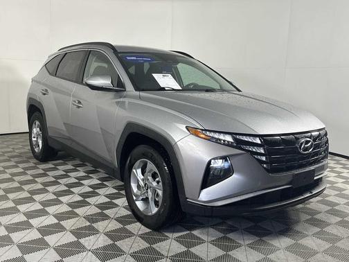 Shimmering Silver 2024 Hyundai TUCSON SEL