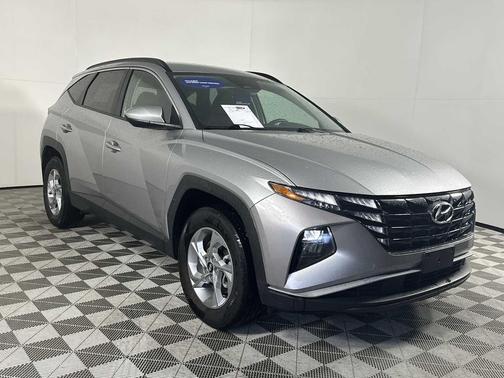 Shimmering Silver 2024 Hyundai TUCSON SEL