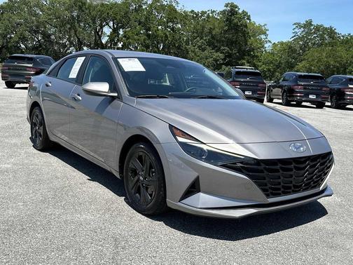 Fluid Metal 2023 Hyundai ELANTRA SEL