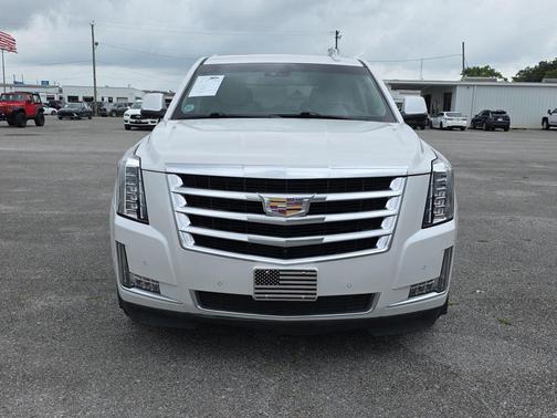 Crystal White Tricoat 2020 Cadillac Escalade Luxury