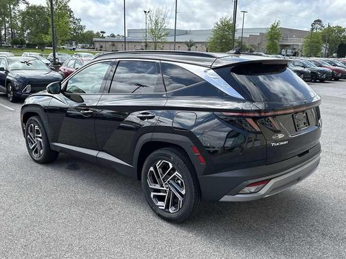 Ash Black 2026 Hyundai TUCSON Hybrid Limited