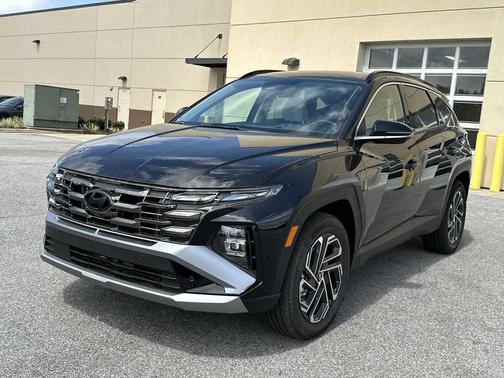 Ash Black 2026 Hyundai TUCSON Hybrid Limited