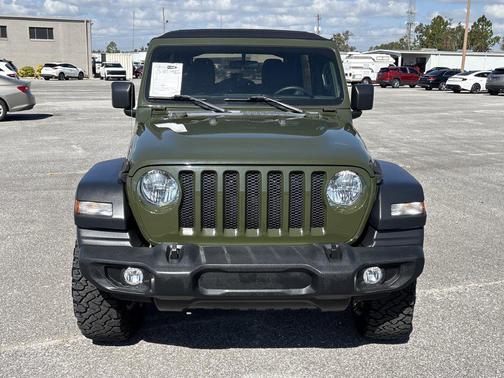 Sarge Green Clearcoat 2023 Jeep Wrangler Sport S