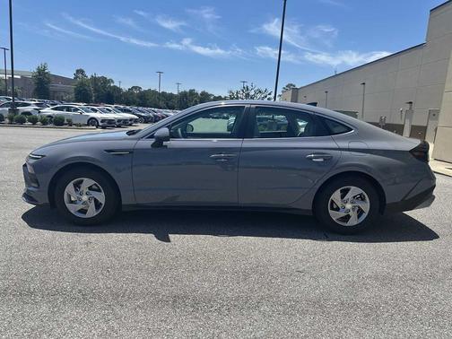 Transmission Blue 2026 Hyundai SONATA SE