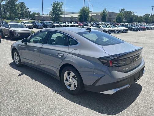 Transmission Blue 2026 Hyundai SONATA SE