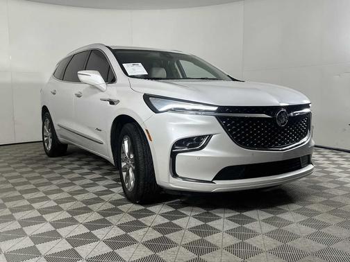 2022 Buick Enclave FWD Avenir