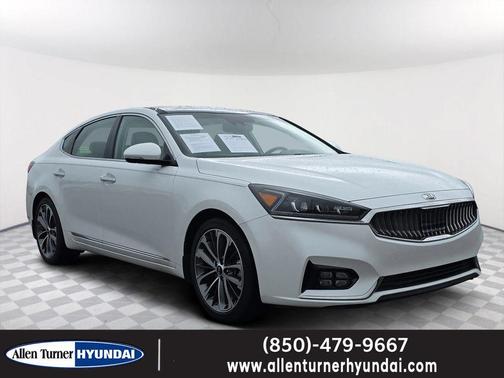 Snow White Pearl 2018 Kia Cadenza Technology