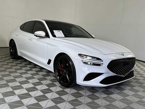 2022 Genesis G70 3.3T RWD