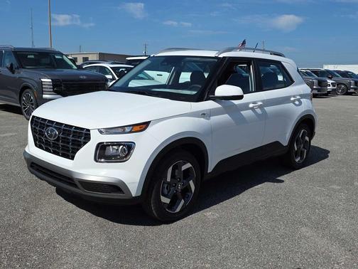 2026 Hyundai VENUE SEL
