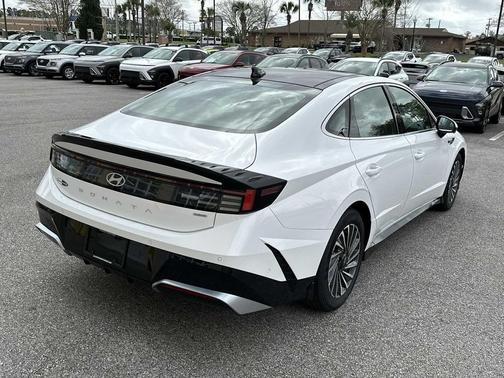 2026 Hyundai SONATA Hybrid Limited