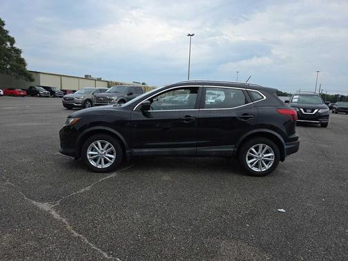2018 Nissan Rogue Sport SV