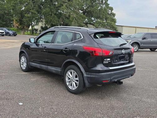 2018 Nissan Rogue Sport SV