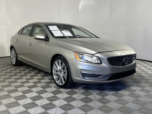 2018 Volvo S60 Inscription T5 Platinum