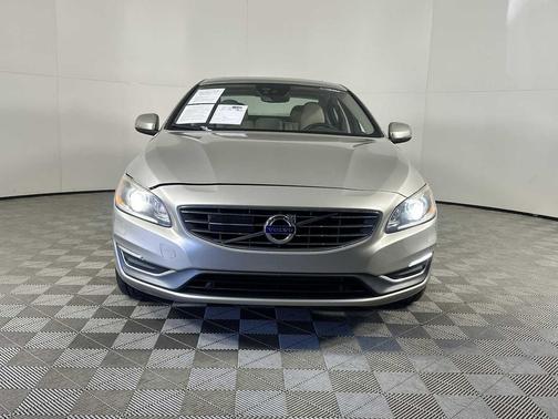 2018 Volvo S60 Inscription T5 Platinum