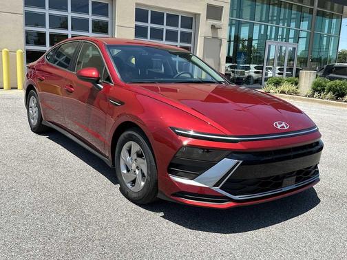 Ultimate Red 2026 Hyundai SONATA SE