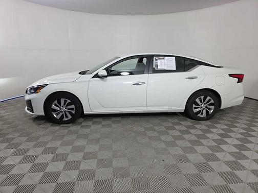 2023 Nissan Altima S FWD