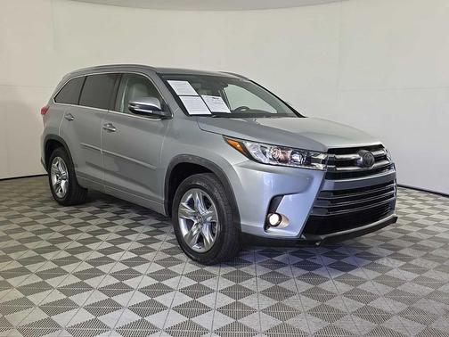 2017 Toyota Highlander Limited