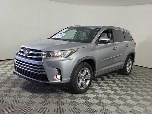 2017 Toyota Highlander Limited