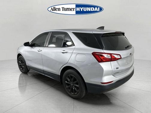 Silver Ice Metallic 2020 Chevrolet Equinox LS