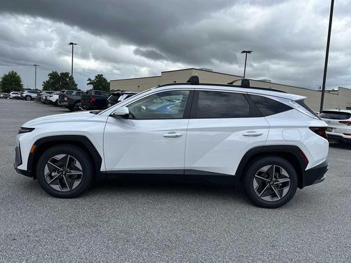 Serenity White Pearl 2026 Hyundai TUCSON SEL