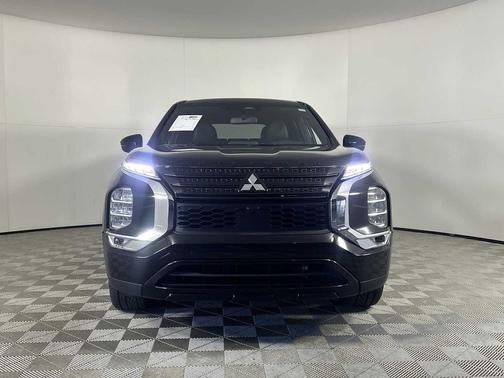 2022 Mitsubishi Outlander Black Edition 2WD