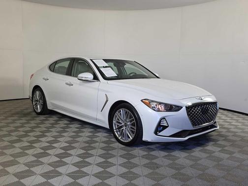2020 Genesis G70 2.0T RWD