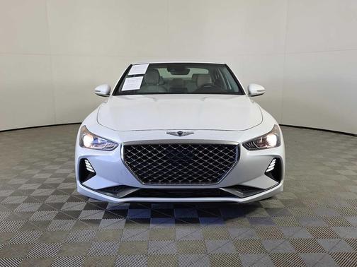 2020 Genesis G70 2.0T RWD