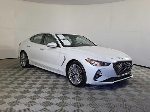 2020 Genesis G70 2.0T RWD