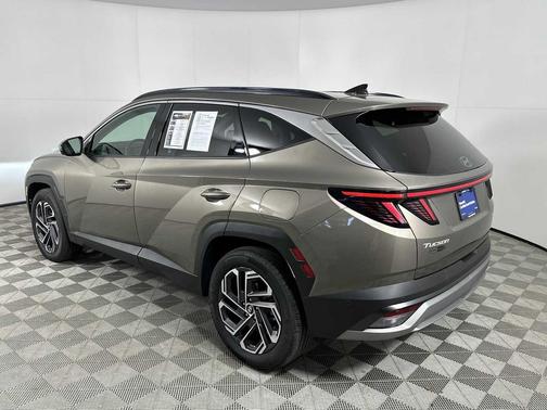 2025 Hyundai TUCSON Hybrid Limited