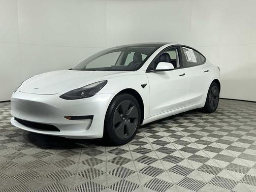 2023 Tesla Model 3 Standard Range