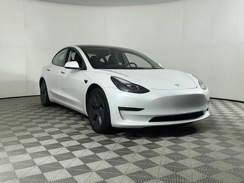 2023 Tesla Model 3 Standard Range