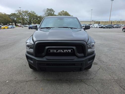2024 RAM 1500 Classic Warlock Crew Cab 4x2 5'7' Box