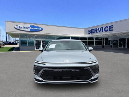 Aero Silver 2024 Hyundai SONATA SEL