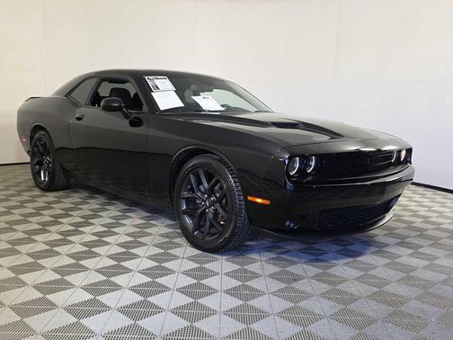 2020 Dodge Challenger SXT