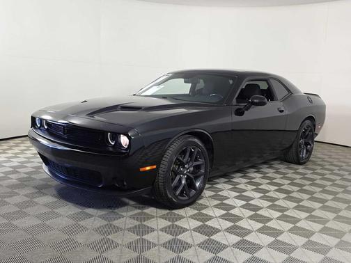 2020 Dodge Challenger SXT