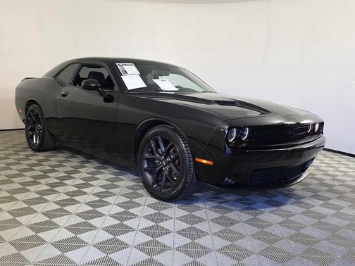 2020 Dodge Challenger SXT
