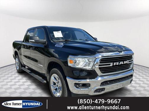 Diamond Black Crystal Pearlcoat 2021 RAM 1500 Big Horn/Lone Star