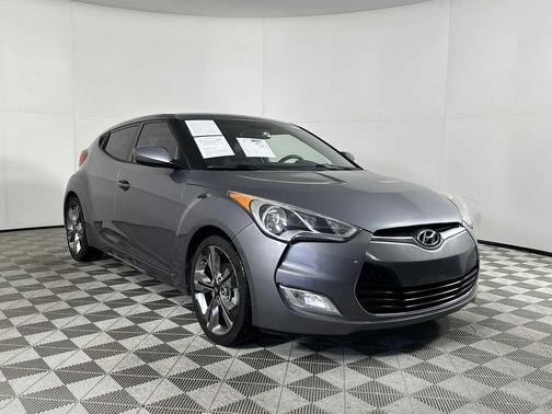 2016 Hyundai Veloster Base