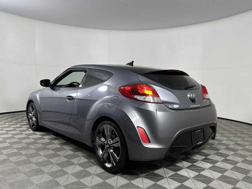 2016 Hyundai Veloster Base
