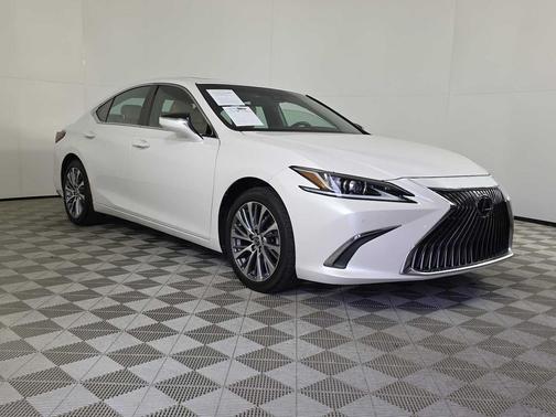 2019 Lexus ES 350 Base