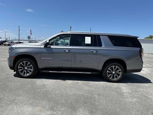 Satin Steel Metallic 2021 Chevrolet Suburban LT