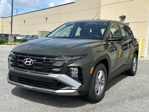 Rockwood Green 2026 Hyundai TUCSON SE