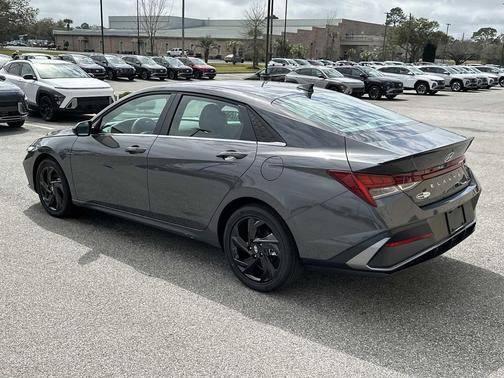 2026 Hyundai ELANTRA Sport