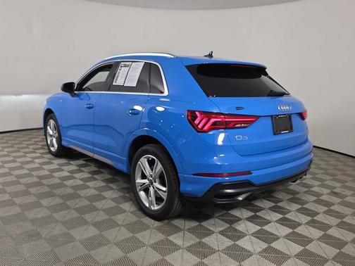 2022 Audi Q3 45 S line Premium Plus