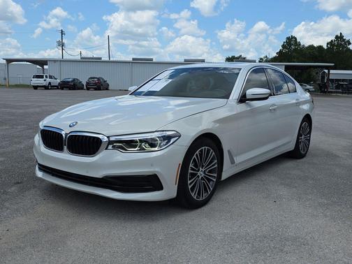 Mineral White Metallic 2019 BMW 530 530i