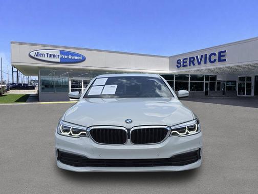 Mineral White Metallic 2019 BMW 530 530i