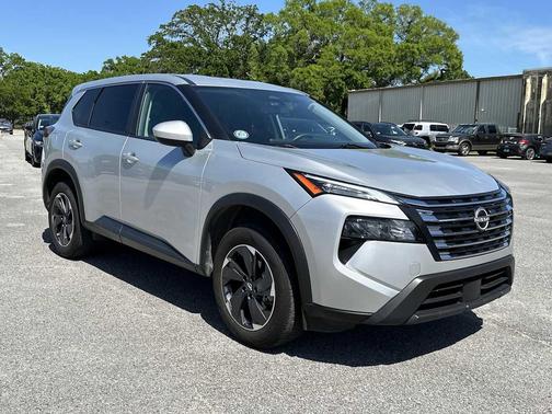 Brilliant Silver Metallic 2024 Nissan Rogue SV