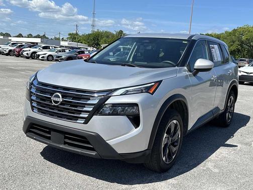 Brilliant Silver Metallic 2024 Nissan Rogue SV