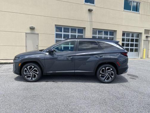 Ecotronic Gray 2026 Hyundai TUCSON SEL Plus