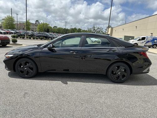 Abyss Black 2026 Hyundai ELANTRA Sport